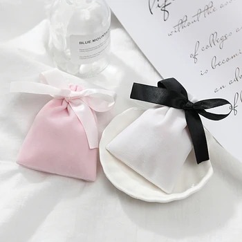 50ШТ Velvet Подарък Пакет На съвсем малък Торбички за Опаковане на Бижута, Грим-Червило, Чанта За Съхранение На Рожден Ден, Сватба Потребителски Лого