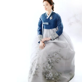 Корейска рокля Ханбок Южна Корея е внасял най-новият Ханбок /сватбен Ханбок/ Ханбок с ръчна бродерия