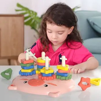 Монтесори за деца от най-ранна възраст, геометрични форми, комплекти стълбове, блокове-пъзел, информационни играчка, взаимодействието на родителите и на децата, cuter прасе