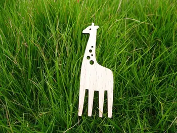 Продажба на едро на дървени брошки във формата на жираф, игли, окачване